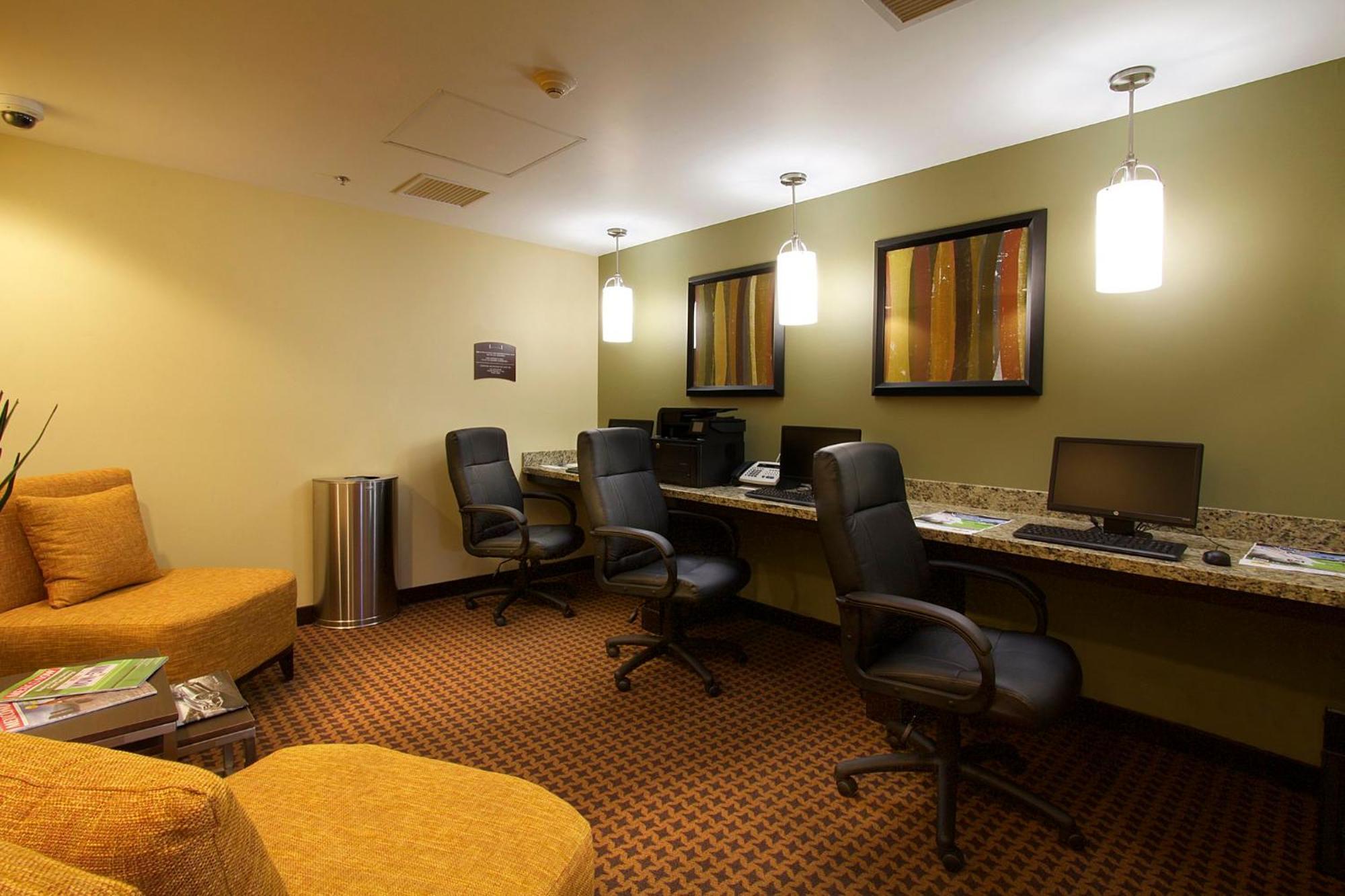 Staybridge Suites Chihuahua By Ihg Exterior photo